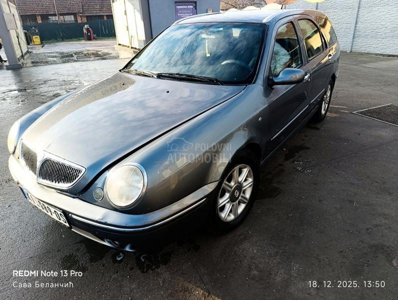 Lancia Lybra 