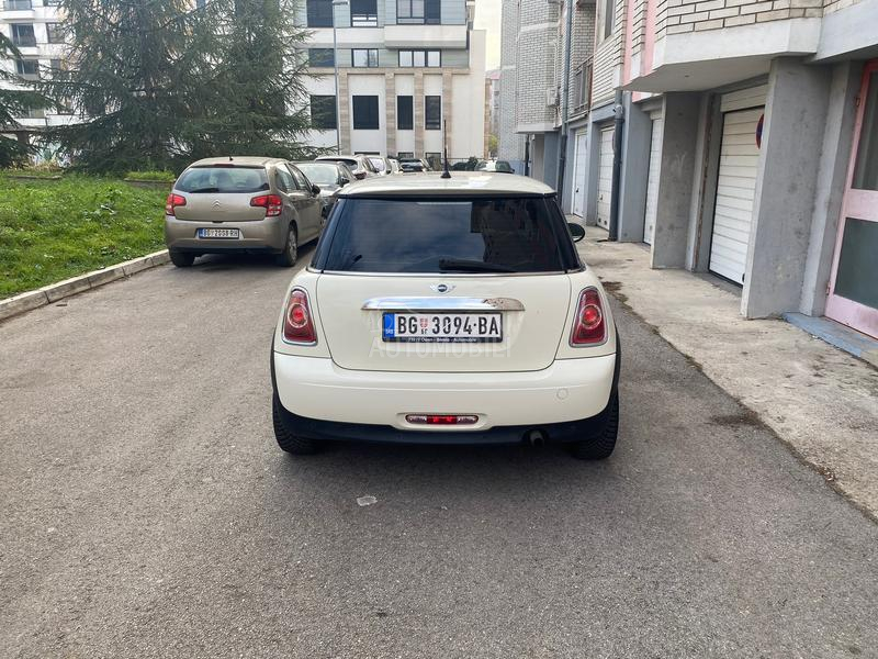 MINI One 1.6