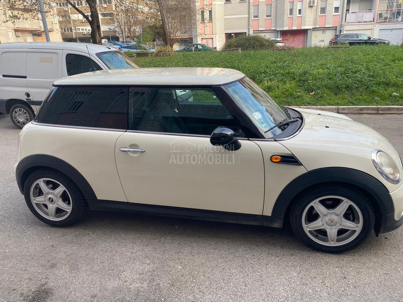 MINI One 1.6