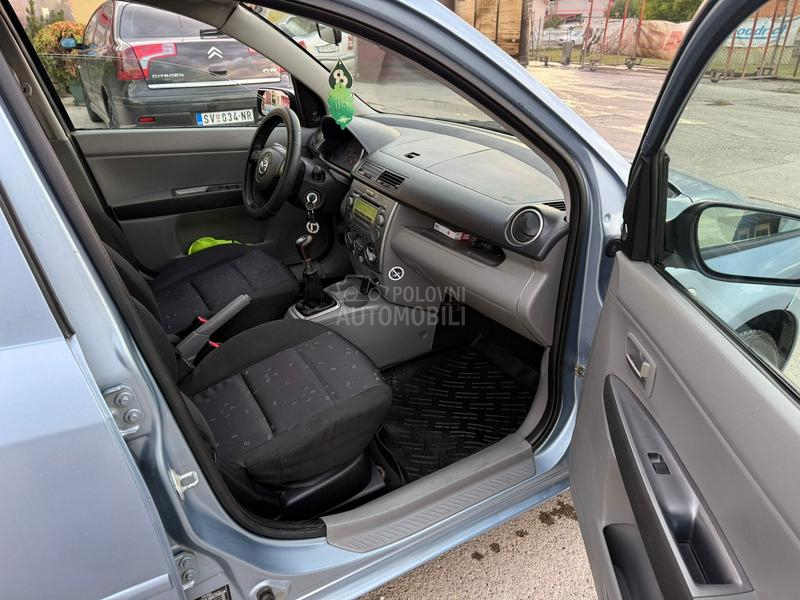 Mazda 2 1.2