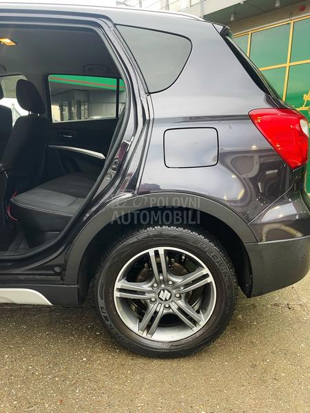 Suzuki SX4 S-Cross 1.6-B.E.N.Z.I.N.4x4