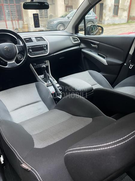 Suzuki SX4 S-Cross 1.6-B.E.N.Z.I.N.4x4