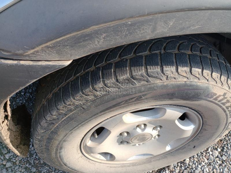 SsangYong Rexton 2.7