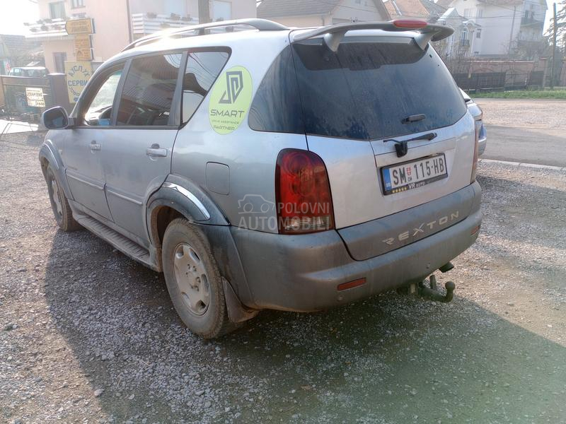SsangYong Rexton 2.7