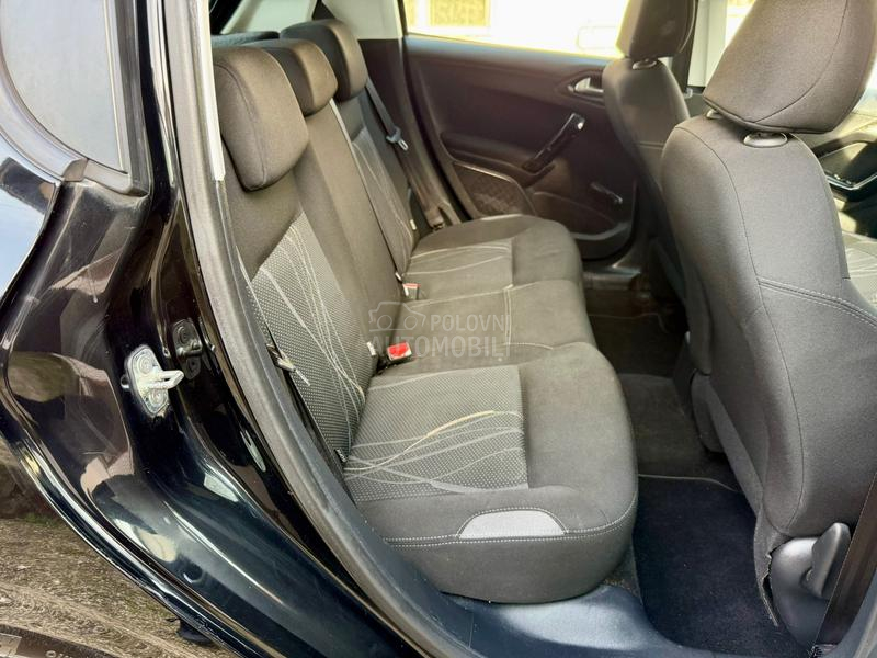 Peugeot 208 1.6 HDI