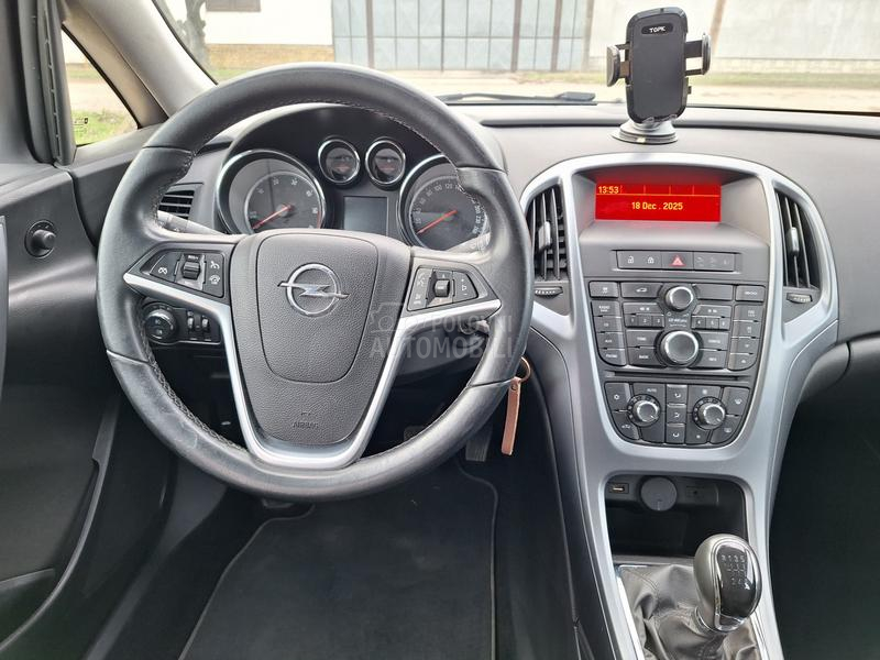 Opel Astra J 1.6 CDTI,RESTYLING