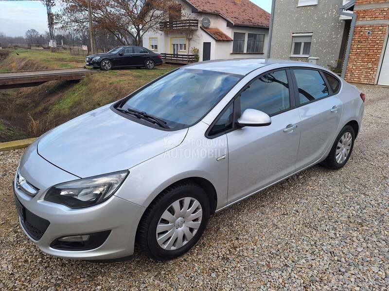 Opel Astra J 1.6 CDTI,RESTYLING