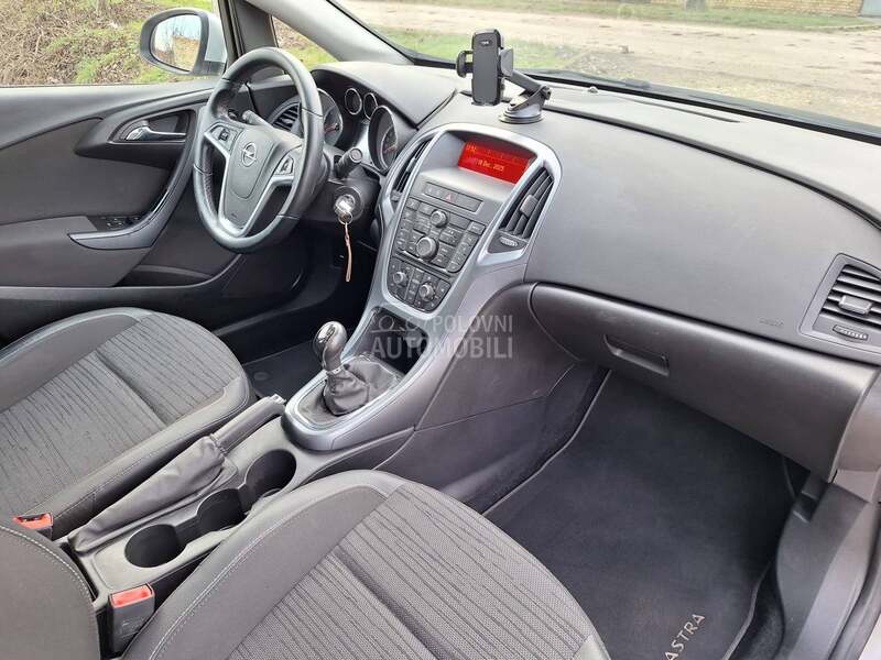 Opel Astra J 1.6 CDTI,RESTYLING