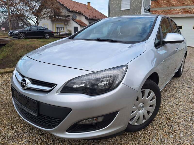Opel Astra J 1.6 CDTI,RESTYLING