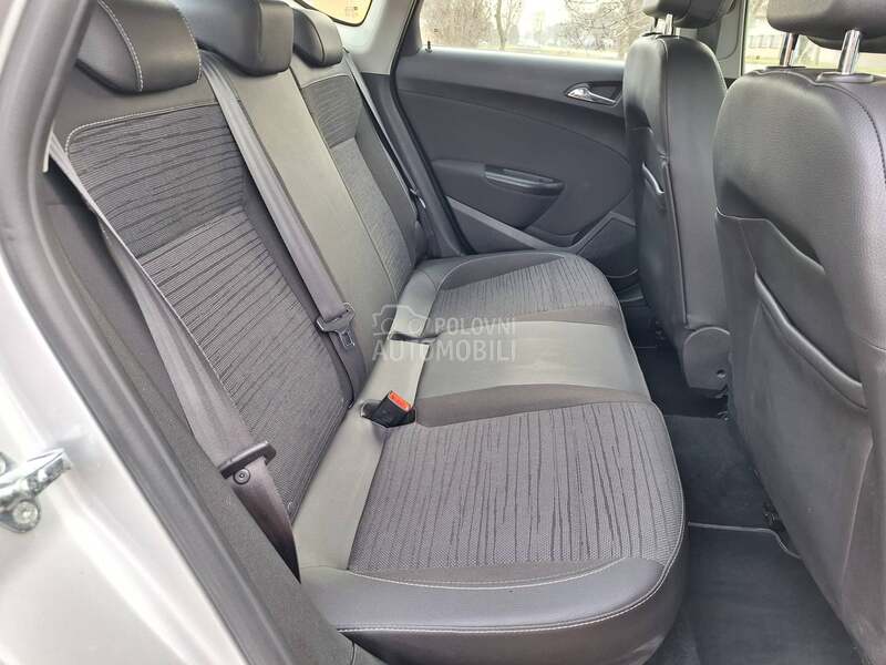 Opel Astra J 1.6 CDTI,RESTYLING