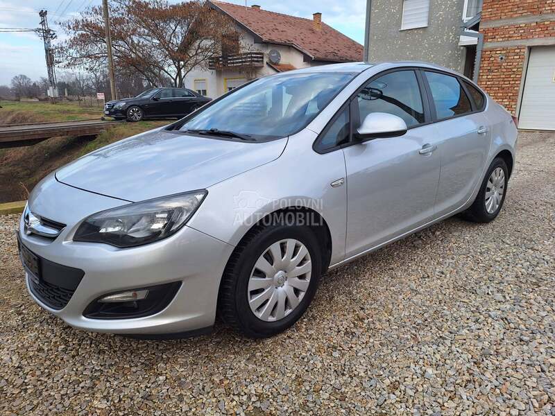 Opel Astra J 1.6 CDTI,RESTYLING