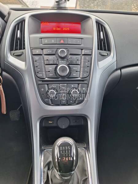 Opel Astra J 1.6 CDTI,RESTYLING