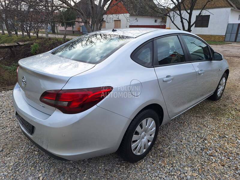 Opel Astra J 1.6 CDTI,RESTYLING