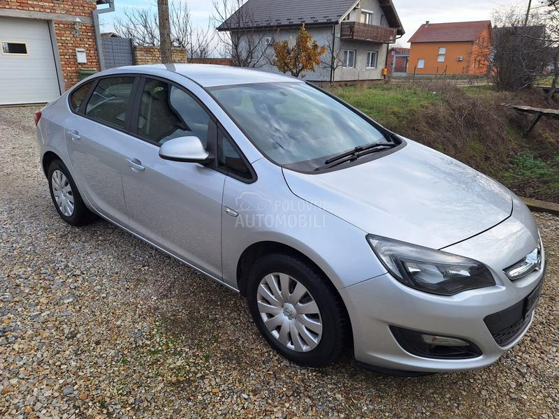 Opel Astra J 1.6 CDTI,RESTYLING