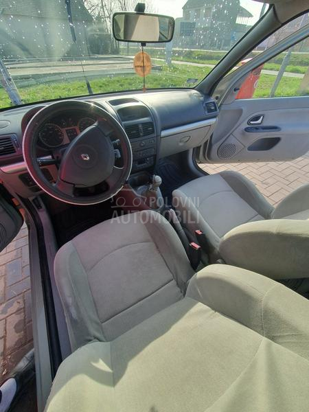 Renault Clio 1.2 16v