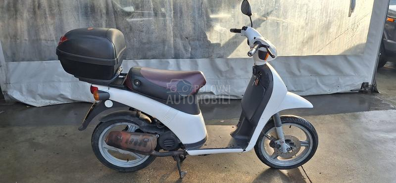 Piaggio free