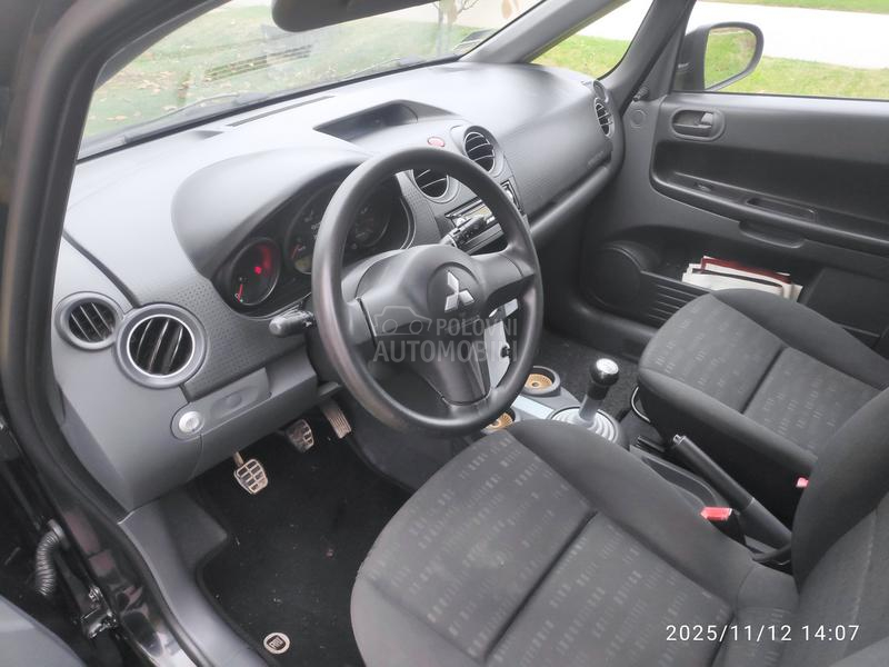 Mitsubishi Colt Cz3 1.1i