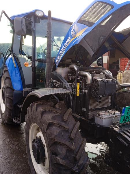 New Holland TD5.105