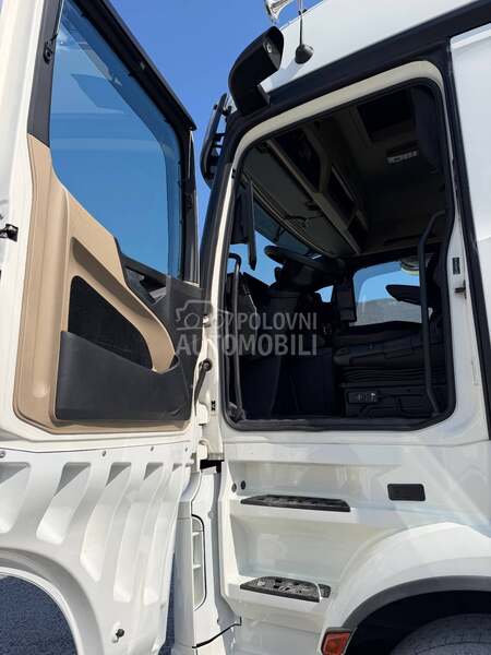 Mercedes Benz Actros 1842
