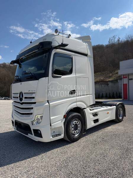 Mercedes Benz Actros 1842