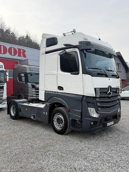 Mercedes Benz Actros 1842