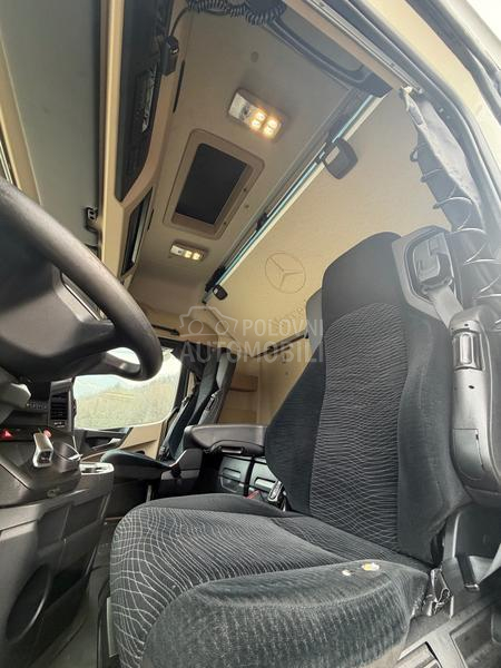 Mercedes Benz Actros 1842