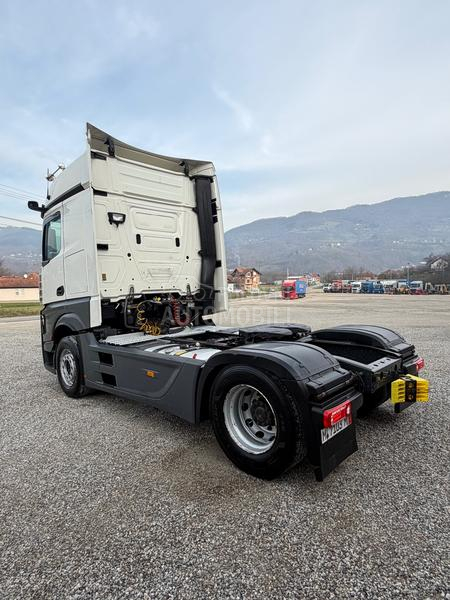 Mercedes Benz Actros 1842