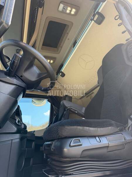 Mercedes Benz Actros 1842