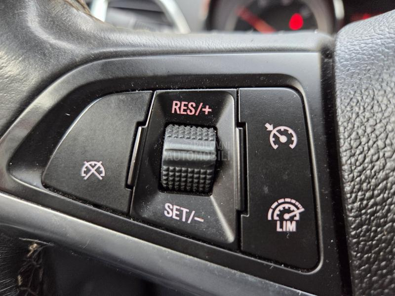 Opel Mokka 1.7 CDTI XENON/PERLA