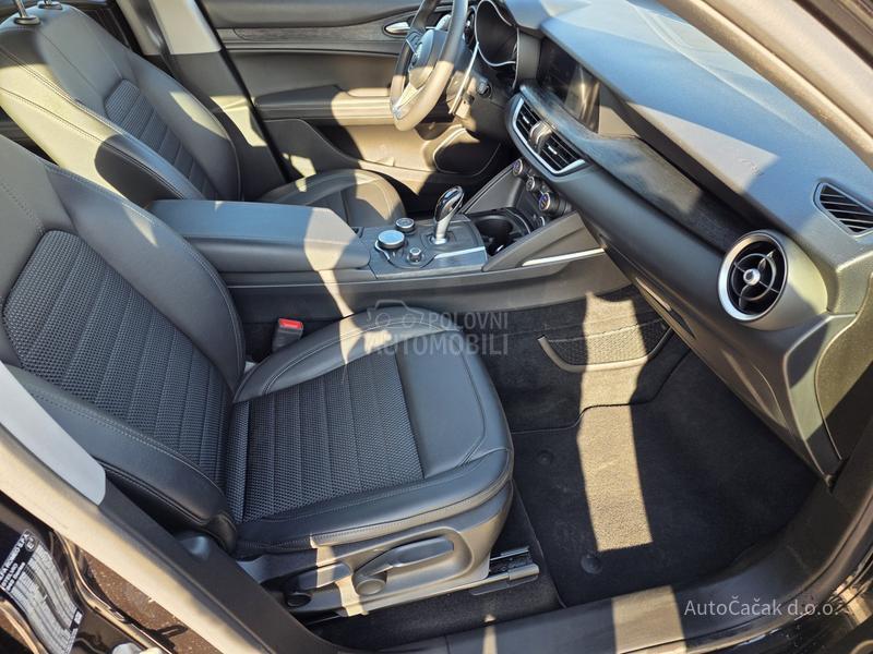 Alfa Romeo Stelvio 2.2 Q4