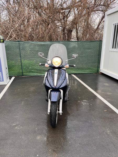 Piaggio Beverly