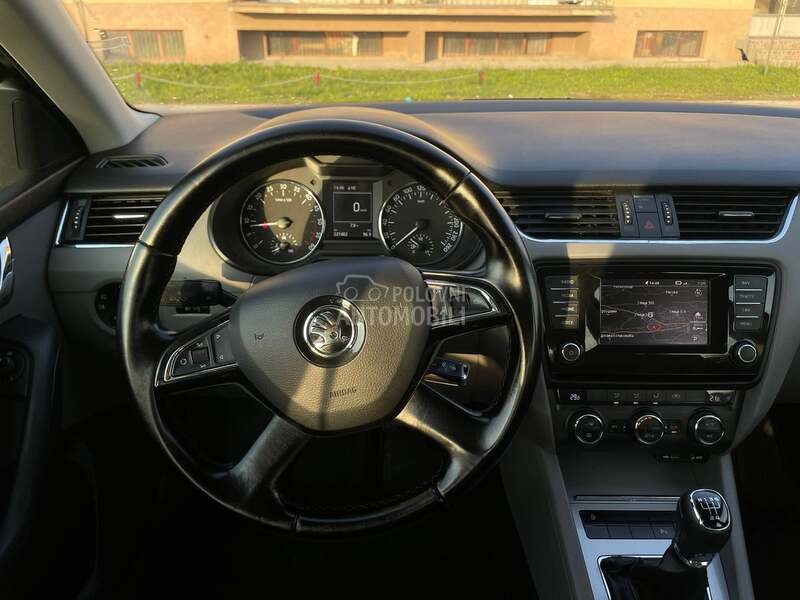 Škoda Octavia nav/v.serv