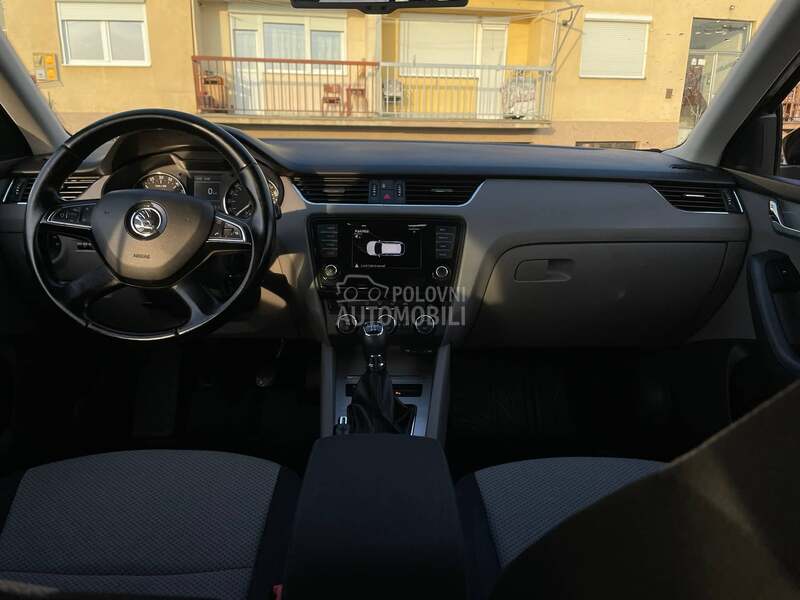 Škoda Octavia nav/v.serv