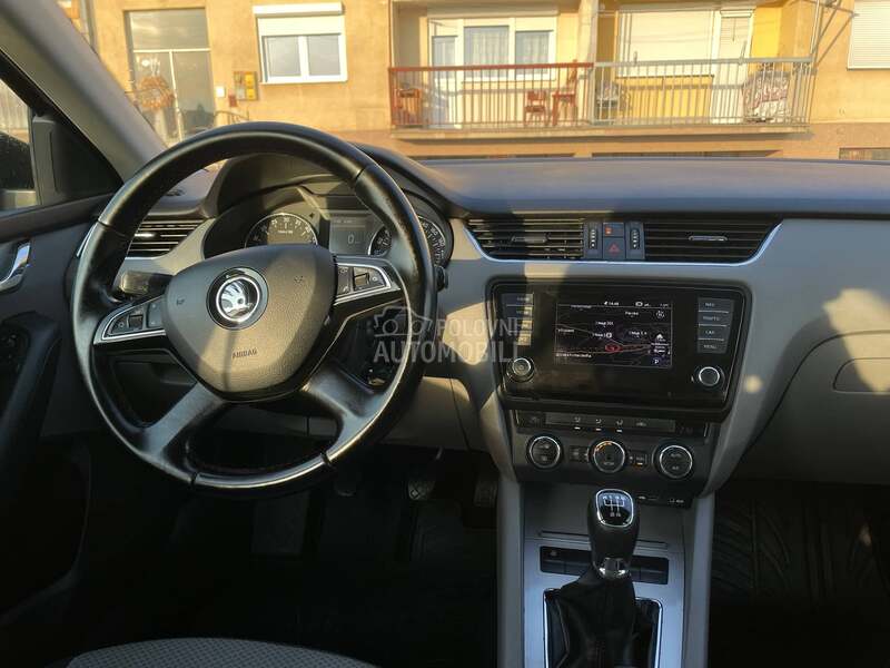 Škoda Octavia nav/v.serv