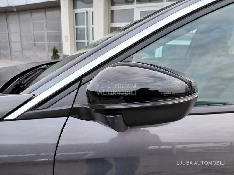 Peugeot 3008 1.5hdiALLURE RESTYLE