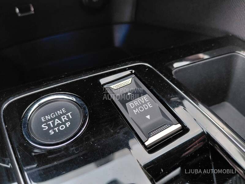 Peugeot 3008 1.5hdiALLURE RESTYLE