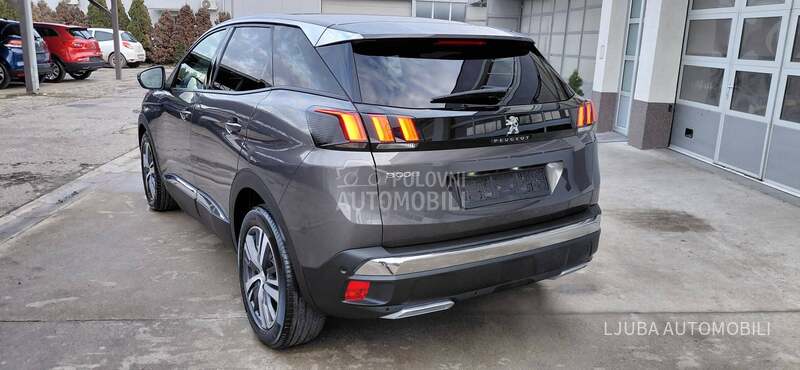 Peugeot 3008 1.5hdiALLURE RESTYLE