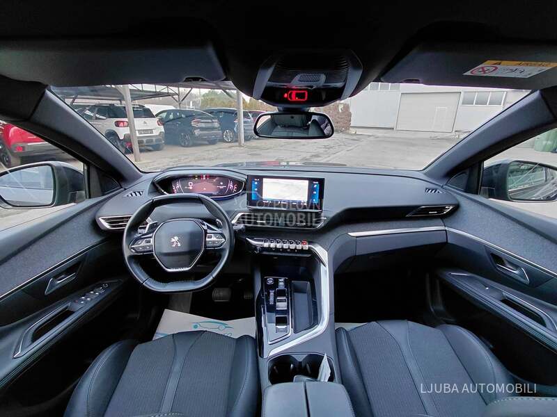 Peugeot 3008 1.5hdiALLURE RESTYLE