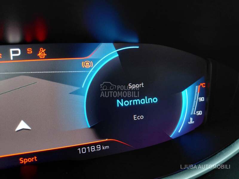 Peugeot 3008 1.5hdiALLURE RESTYLE