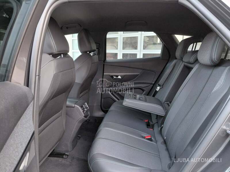 Peugeot 3008 1.5hdiALLURE RESTYLE