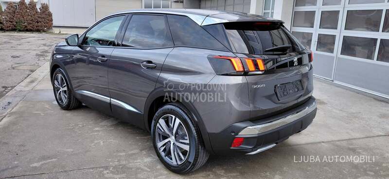 Peugeot 3008 1.5hdiALLURE RESTYLE