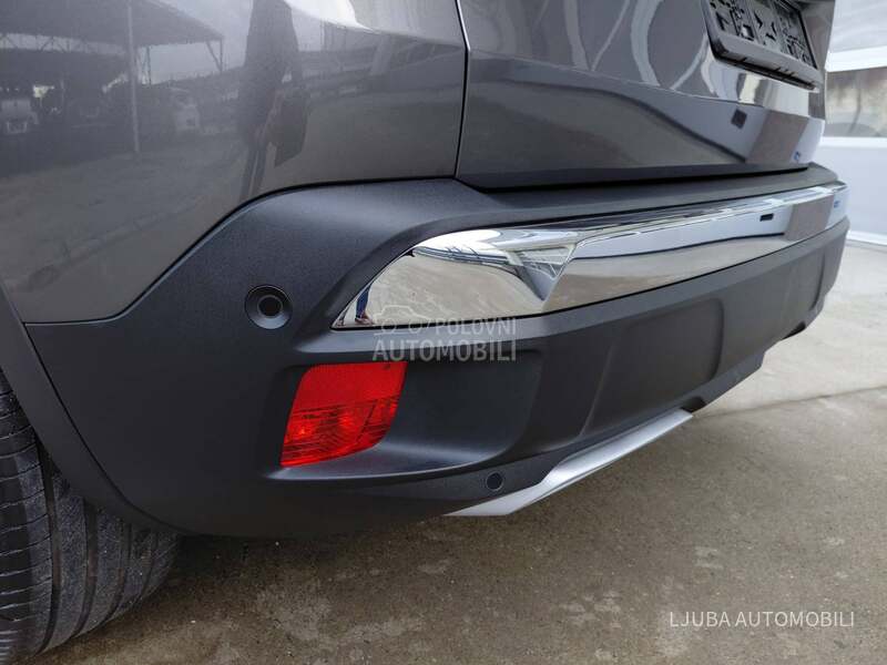 Peugeot 3008 1.5hdiALLURE RESTYLE