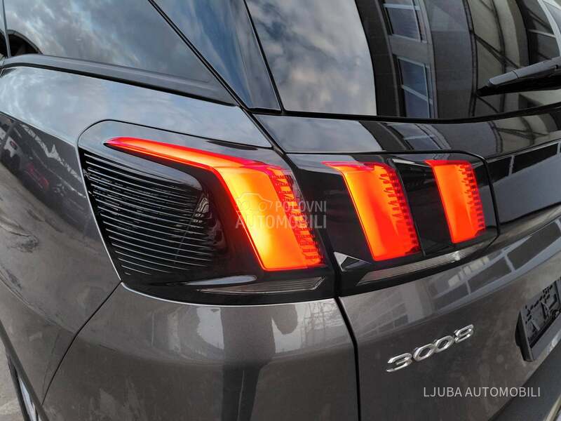 Peugeot 3008 1.5hdiALLURE RESTYLE