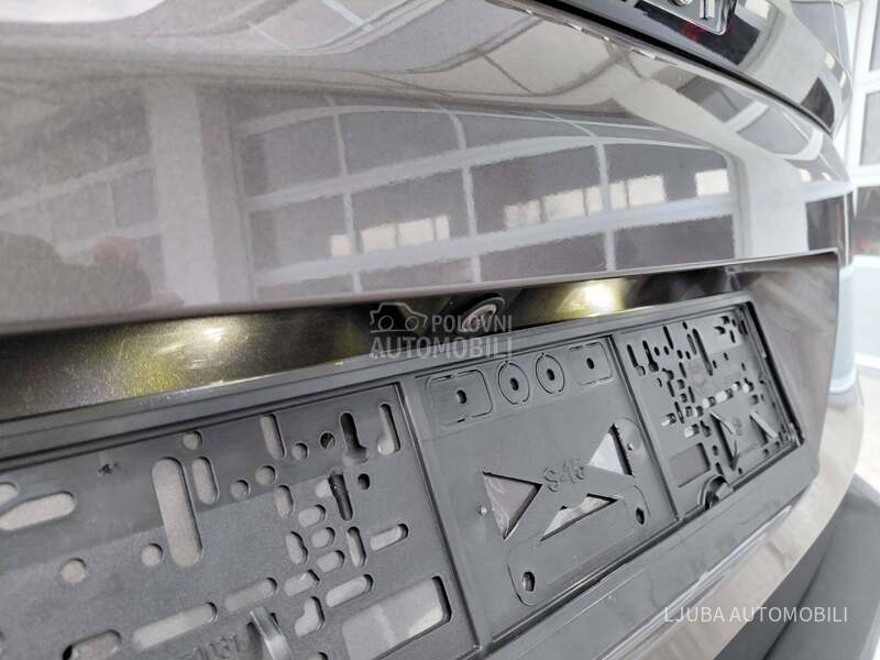 Peugeot 3008 1.5hdiALLURE RESTYLE