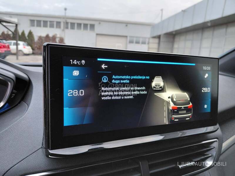 Peugeot 3008 1.5hdiALLURE RESTYLE