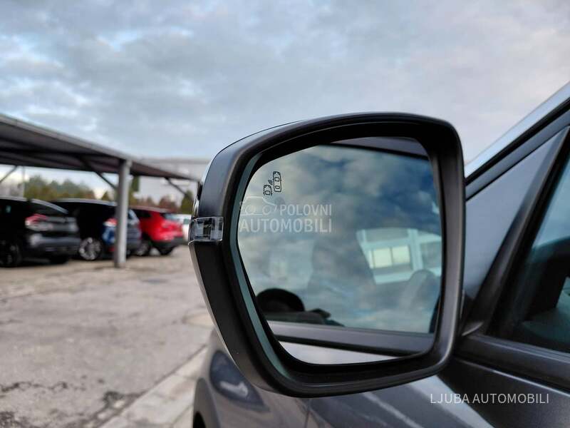 Peugeot 3008 1.5hdiALLURE RESTYLE