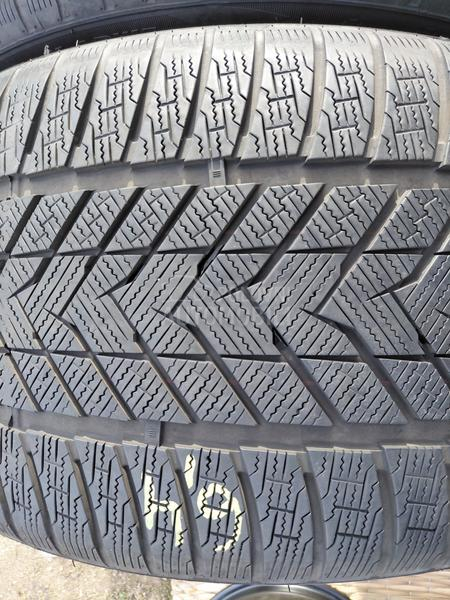 Ostalo 275/40 R21 Zimska