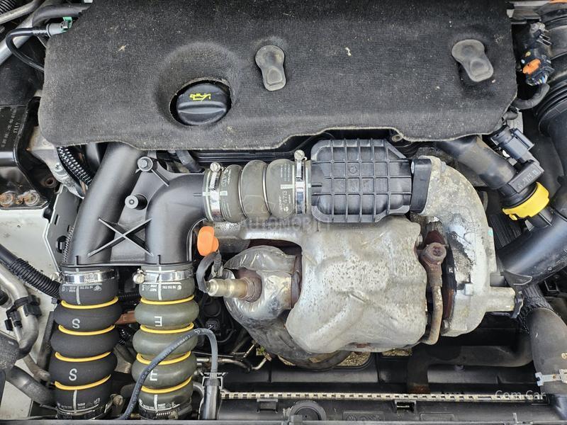 Peugeot 3008 1.6 eHDI