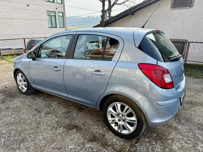 Opel Corsa D 1.2