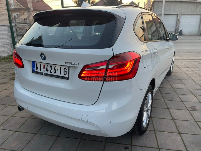 BMW 218 